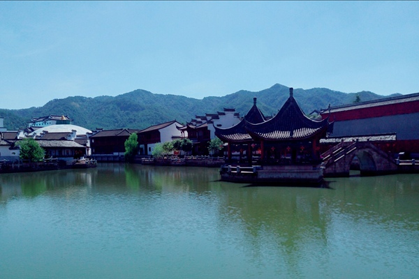 再生水利用重點(diǎn)城市經(jīng)驗(yàn)案例——抓住重點(diǎn)領(lǐng)域和環(huán)節(jié)，擴(kuò)大再生水利用規(guī)模