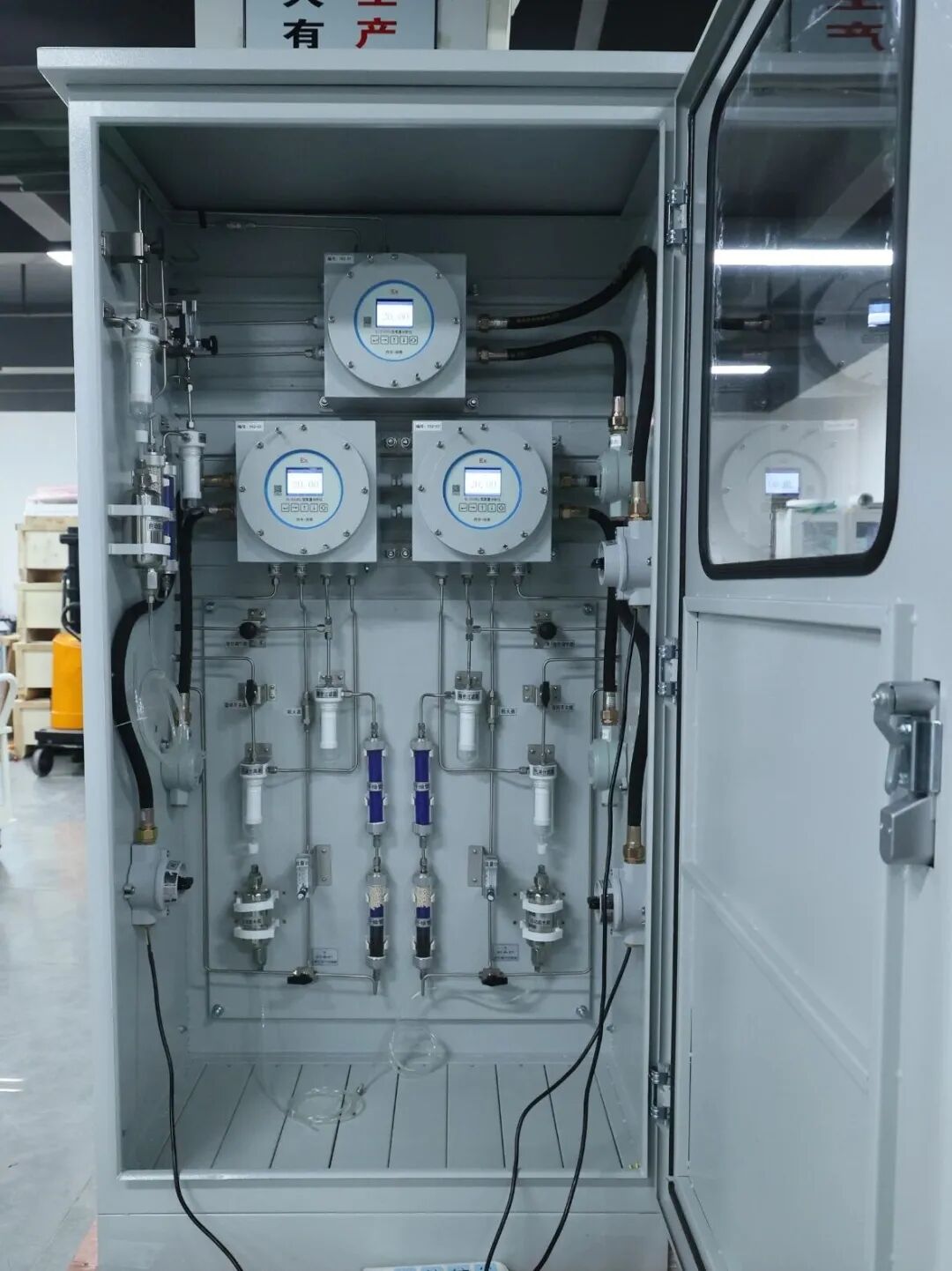 當(dāng)儀器就位后   我們的故事才真正開始！