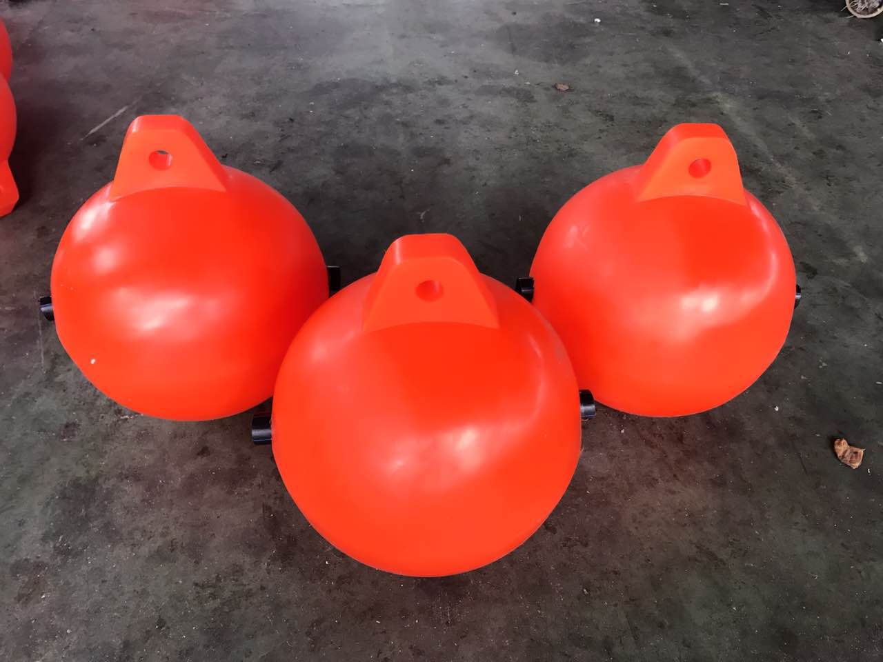 哪里有卖浮球浮体 浙江宁波柏泰专业生产水上浮体浮球