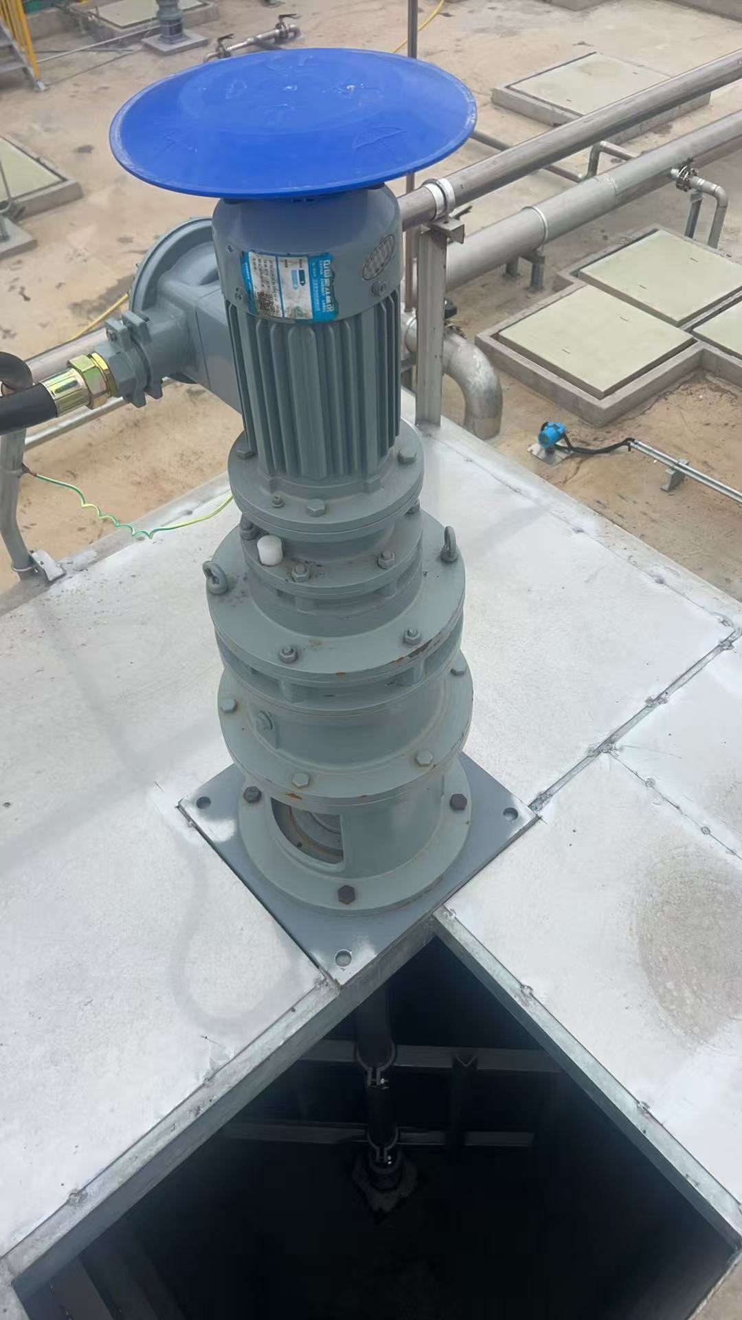 南京兰江桨式搅拌机成功出口菲律宾，助力东南亚水处理项目